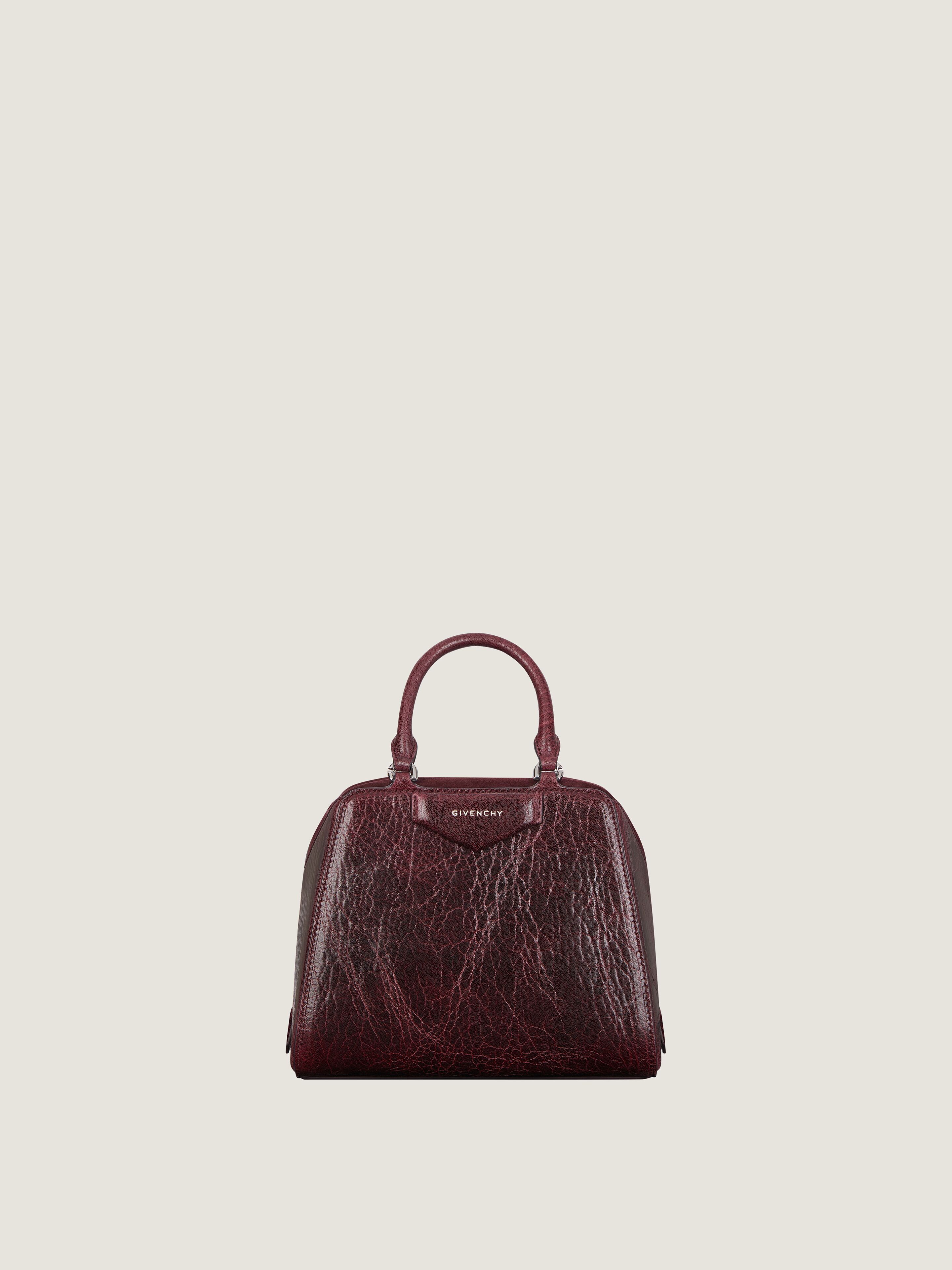 Mini Antigona Cube bag in patent crackled leather
